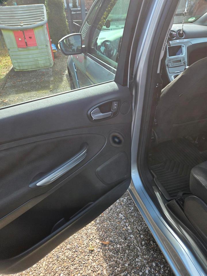 Ford S-Max 2008 — photo 13