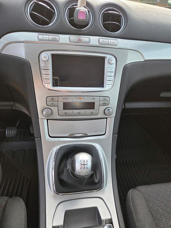Ford S-Max 2008 — photo 7