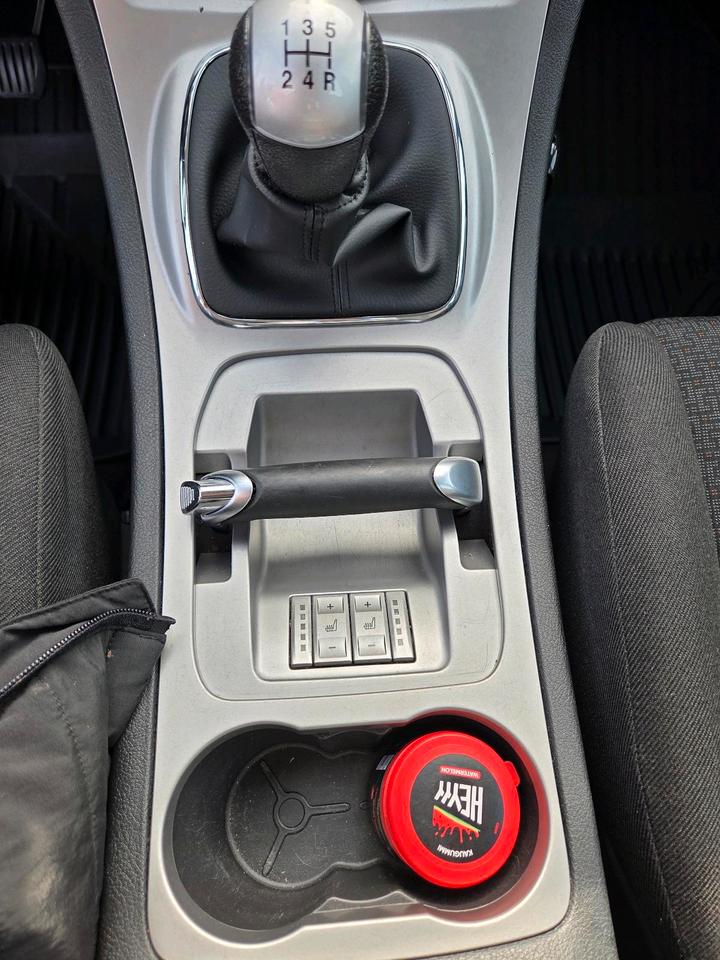 Ford S-Max 2008 — photo 8
