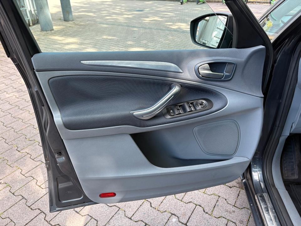 Ford S-Max 2007 — photo 14