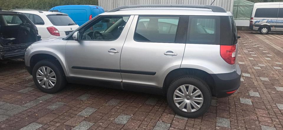 Skoda Yeti 2011 — photo 20
