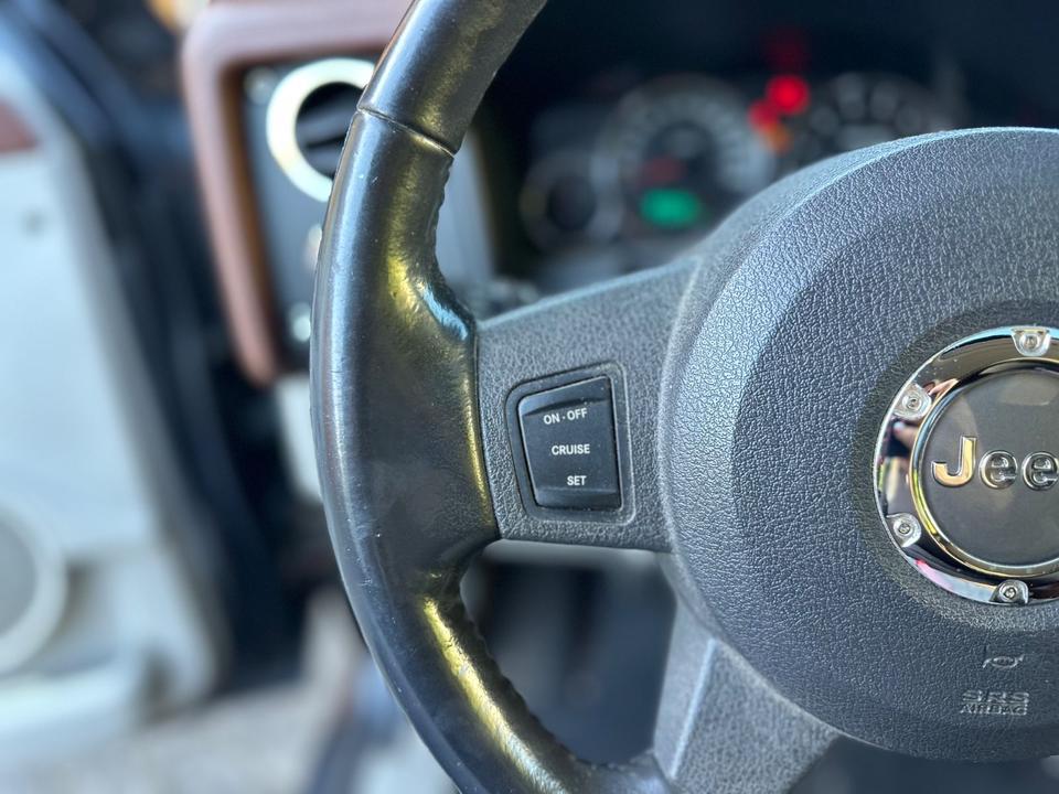 Jeep Commander 2008 — photo 10