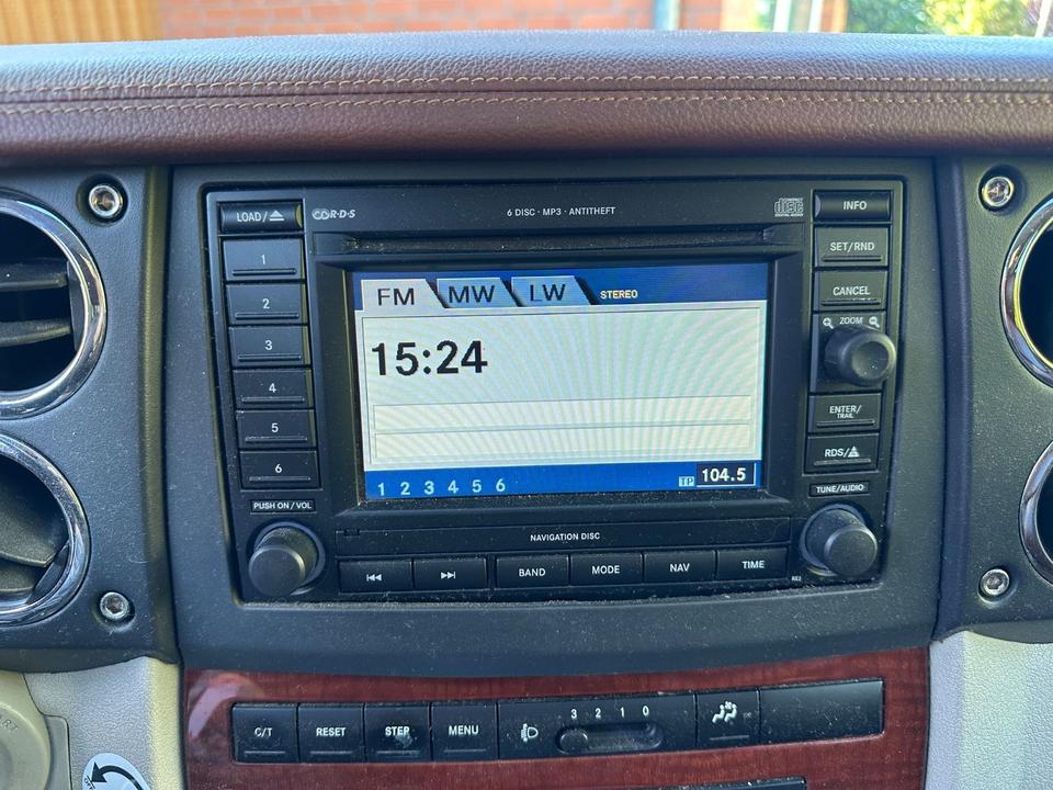 Jeep Commander 2008 — photo 13