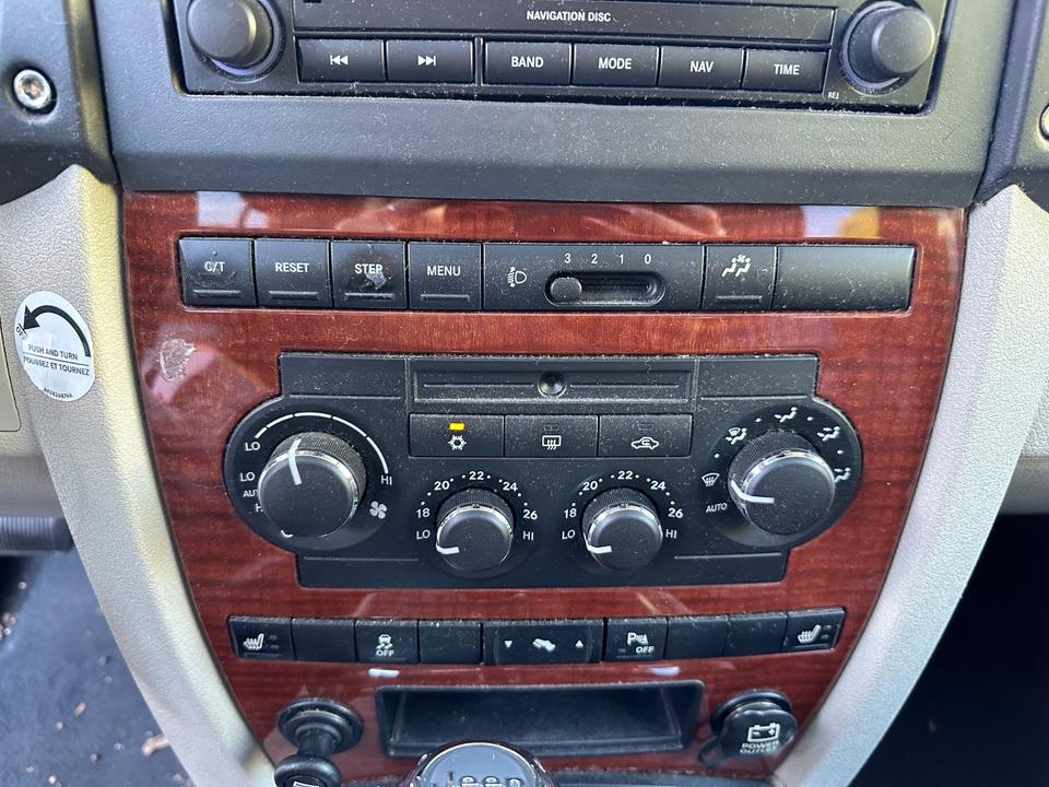 Jeep Commander 2008 — photo 14