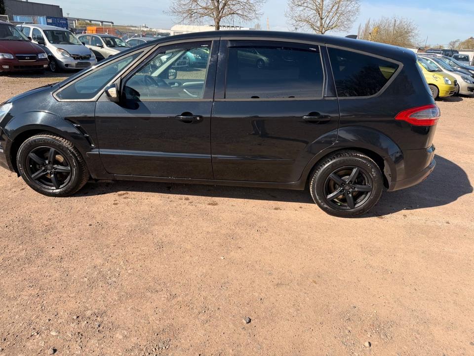 Ford S-Max 2013 — engine