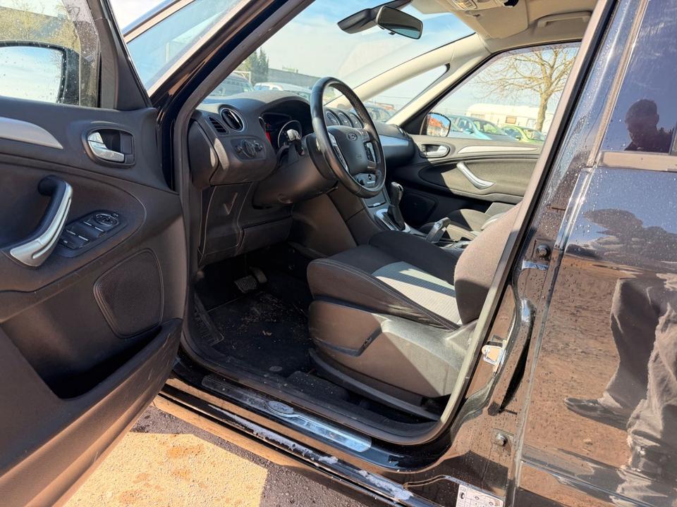 Ford S-Max 2013 — photo 5