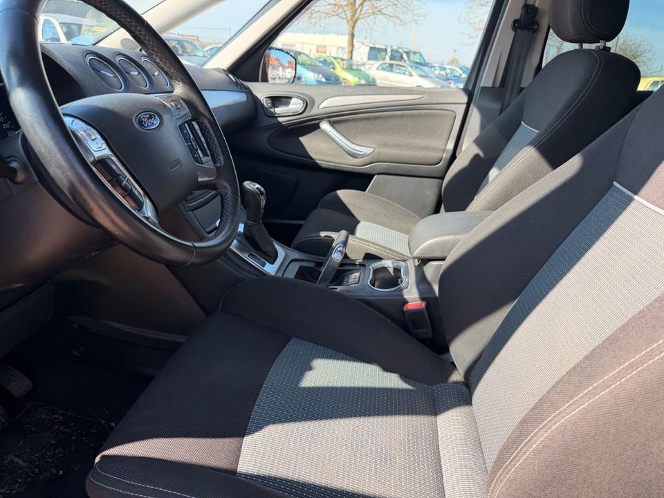 Ford S-Max 2013 — photo 7
