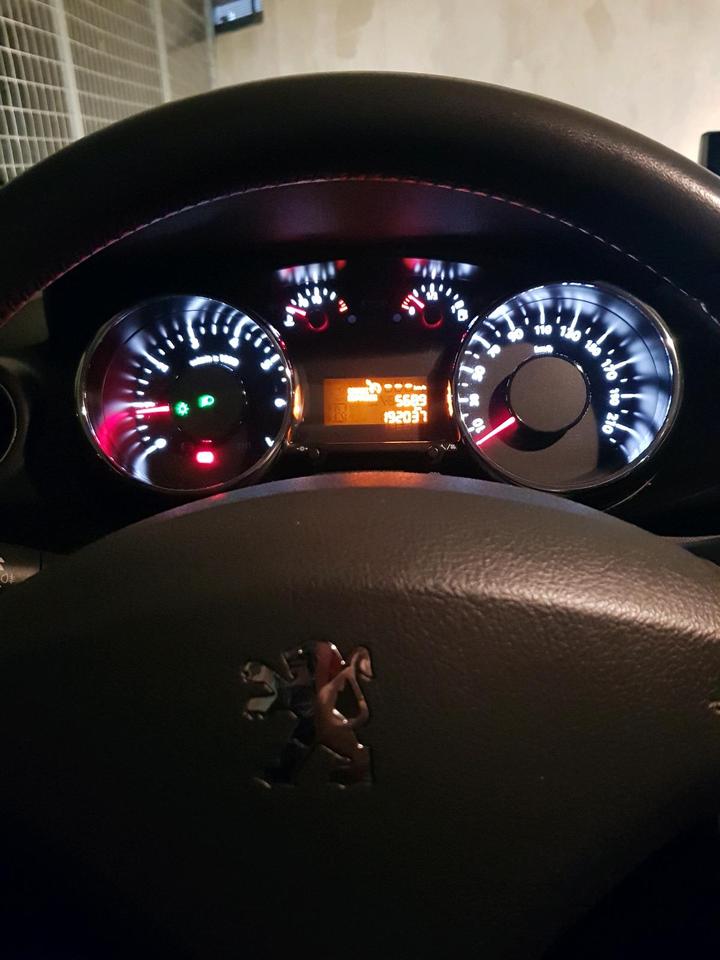 Peugeot 3008 2014 — photo 14