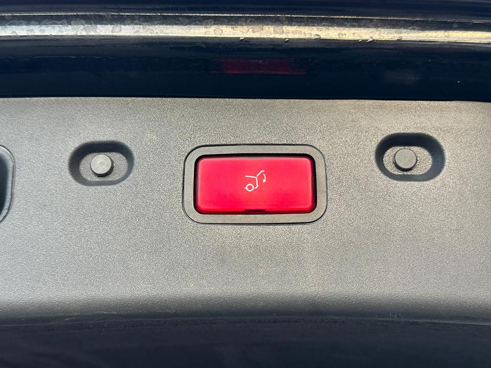 Mercedes Benz E 200 2005 — photo 10