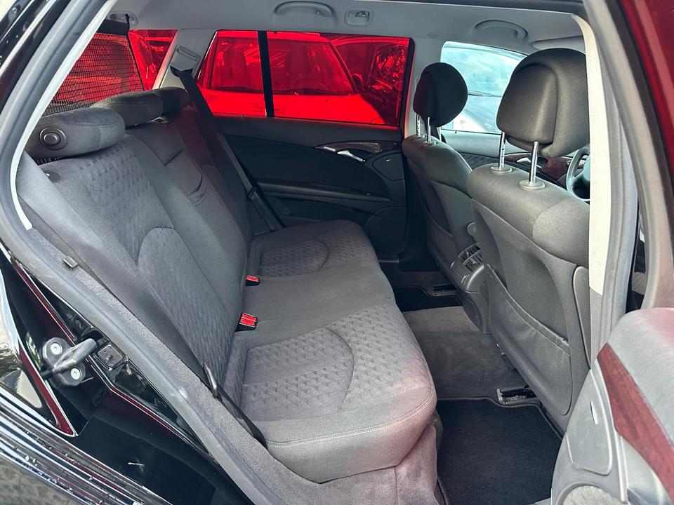 Mercedes Benz E 200 2005 — photo 16
