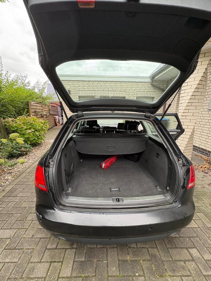 Audi A4 2005 — photo 12