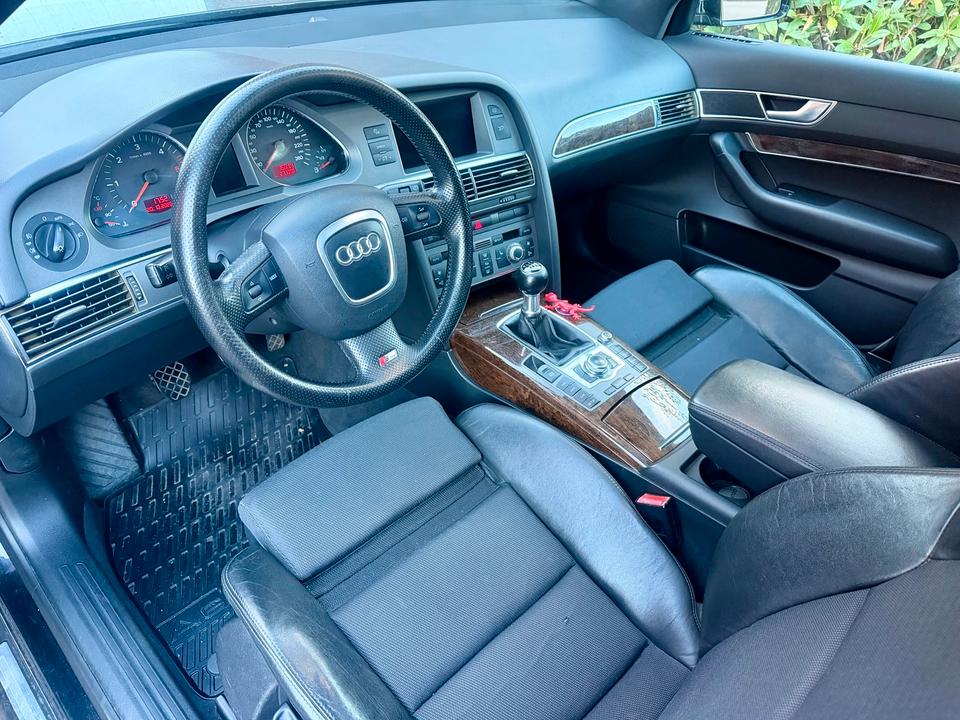 Audi A6 2005 — салон