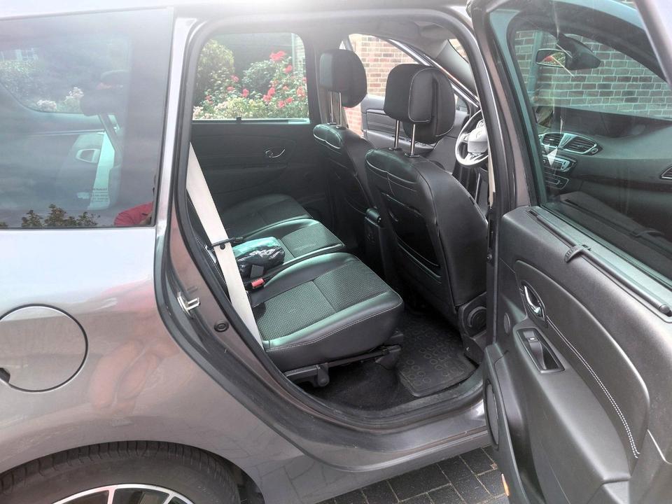 Renault Grand Scenic 2013 — фото 9