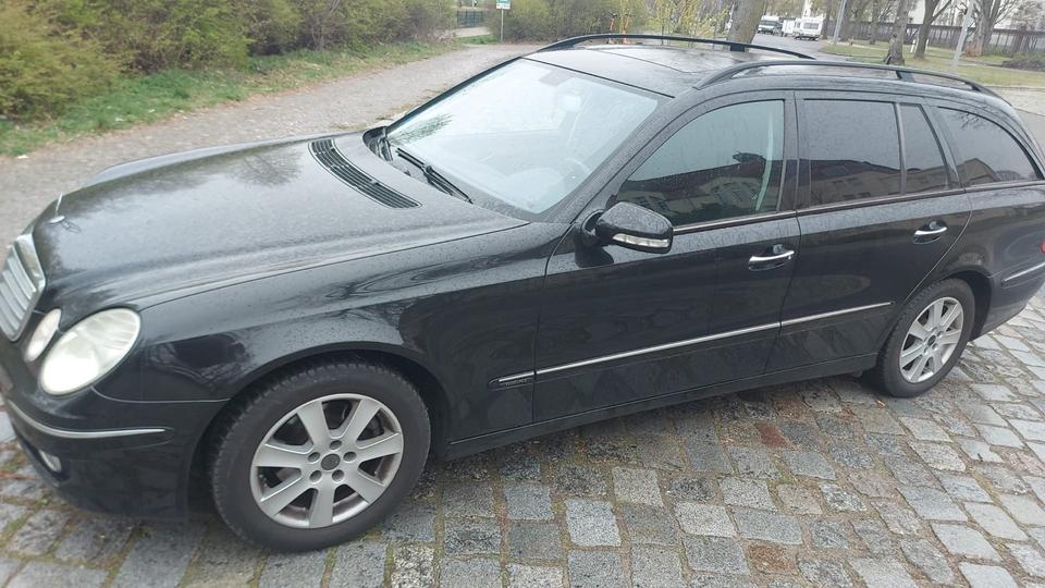 Mercedes Benz E 220, 2006