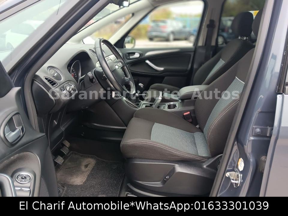 Ford S-Max 2013 — photo 12