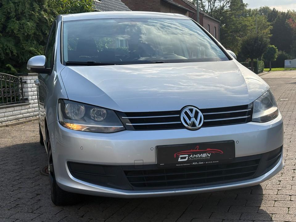 Volkswagen Sharan 2011 — photo 7