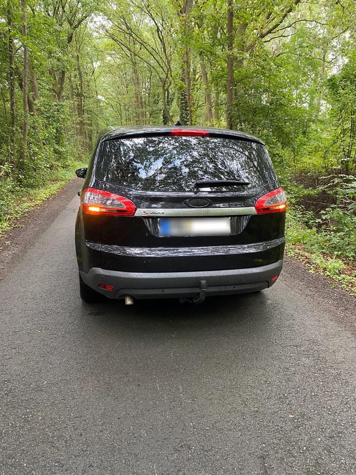 Ford S-Max 2011 — салон