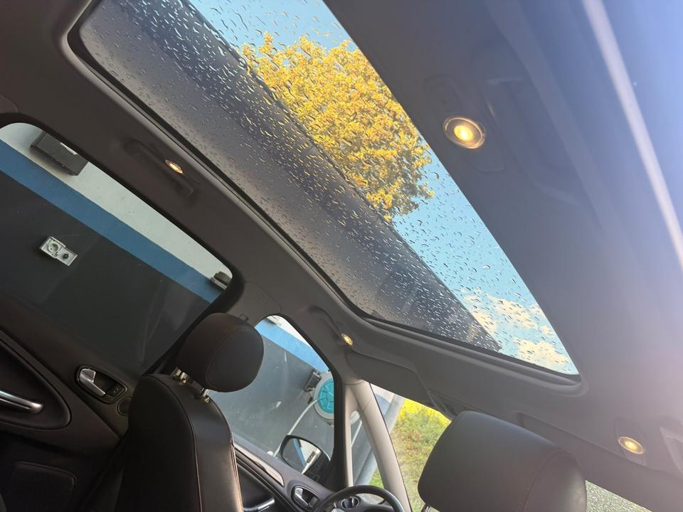 Ford S-Max 2012 — photo 6