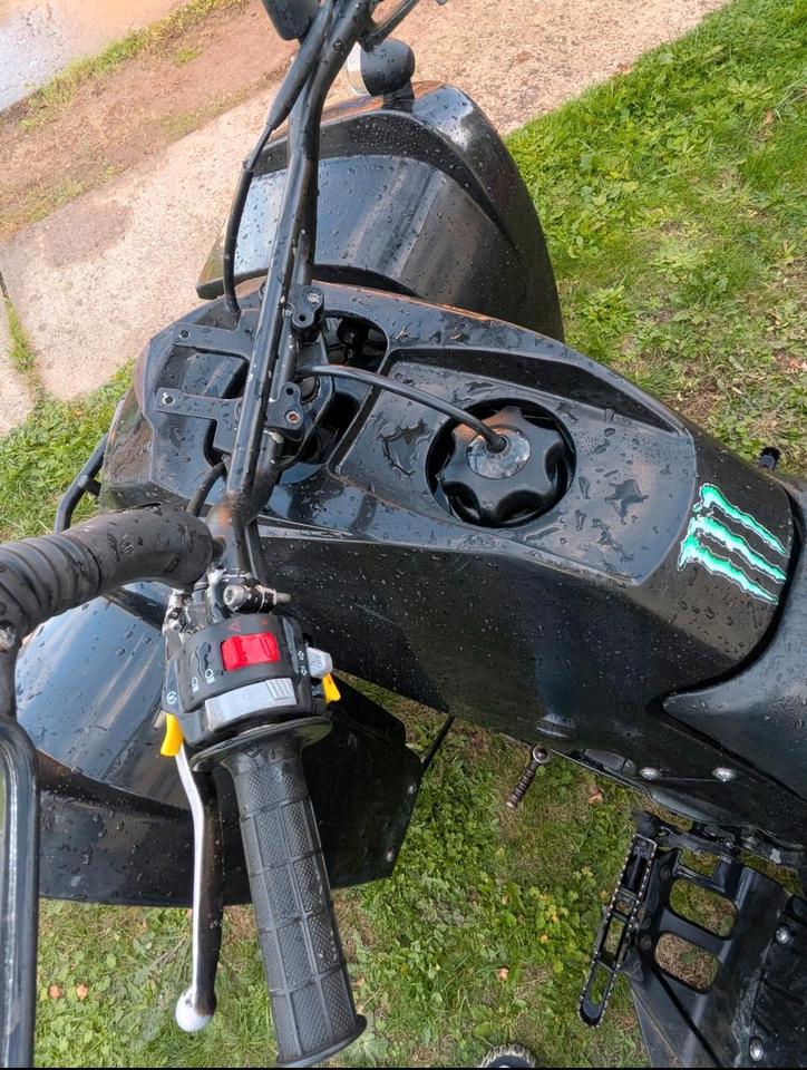 Weitere Motorräder Quad 50ccm mit Ersatzteilen 2005 — engine 50 ccm