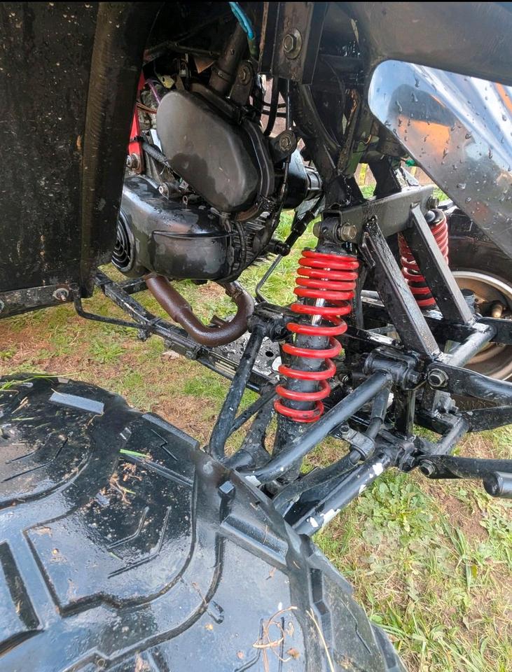 Weitere Motorräder Quad 50ccm mit Ersatzteilen 2005 — photo 5