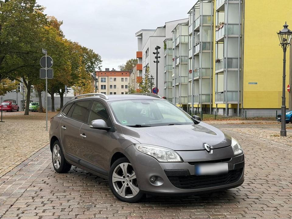 Renault Megane 2013 — vehicle for AFU Ukraine