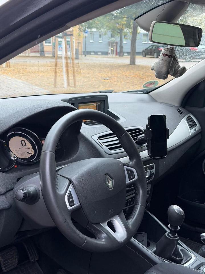 Renault Megane 2013 — photo 8