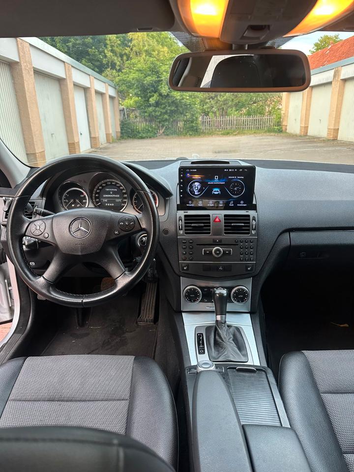 Mercedes Benz 200 2010 — photo 5