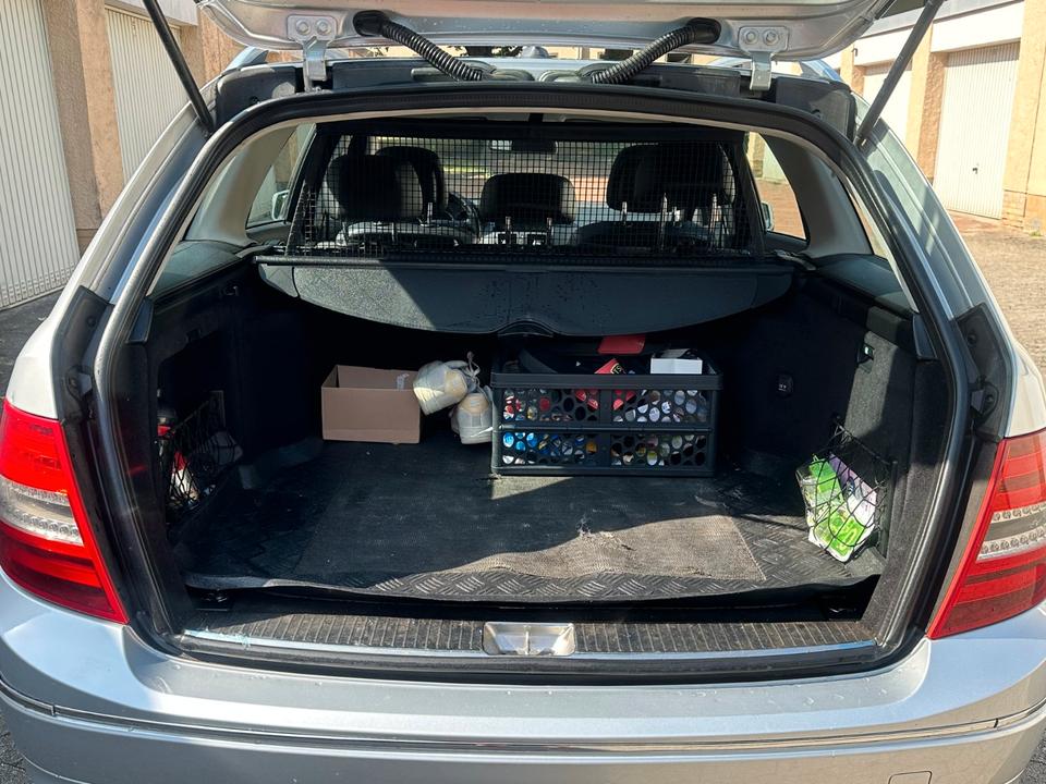 Mercedes Benz 200 2010 — photo 8