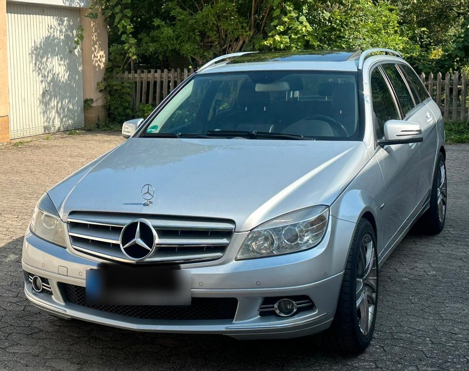 Mercedes Benz 200 2010 — photo 9