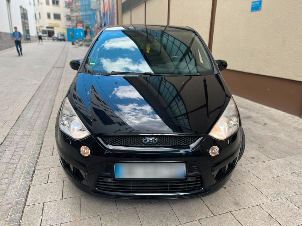 Ford S-Max 2010 — photo 7