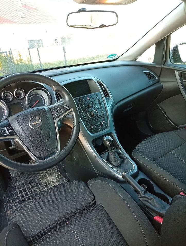 Opel Astra 2015 — photo 5