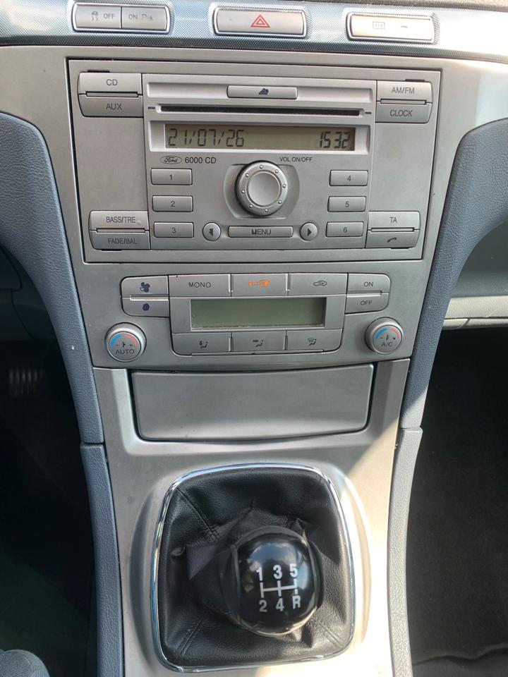 Ford S-Max 2006 — photo 19