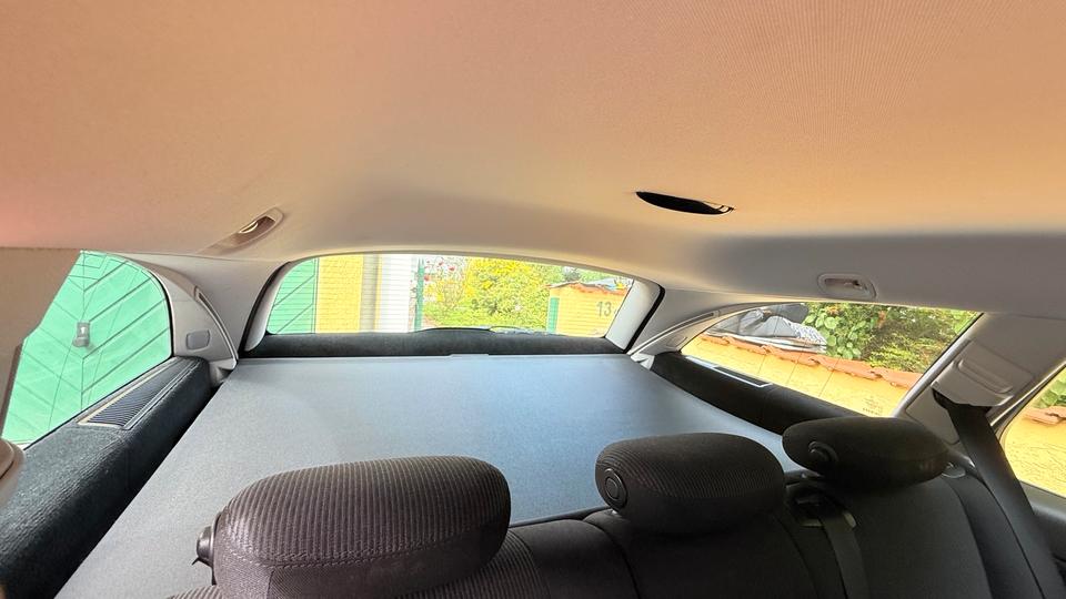 Mercedes Benz E 220 2007 — photo 13