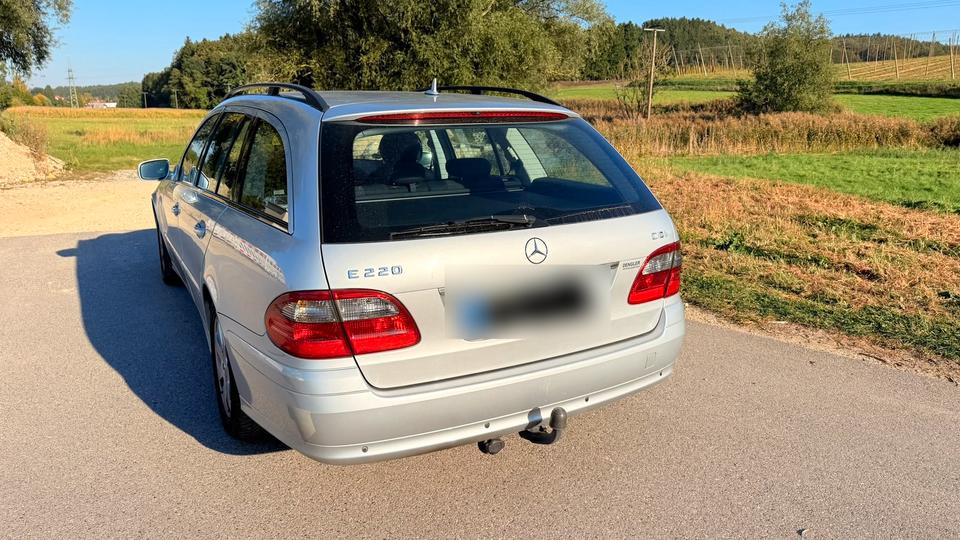 Mercedes Benz E 220 2007 — photo 5