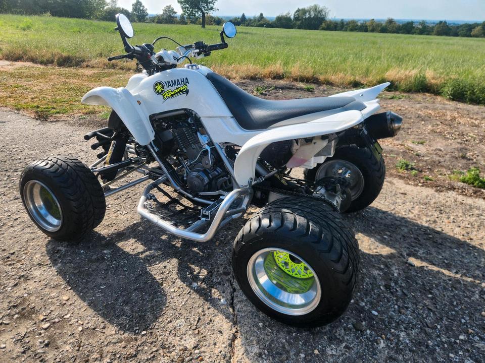 Yamaha ***Yamaha YFM 660R Raptor Sportquad mit Supermoto Umbau*** 2005 — rear view