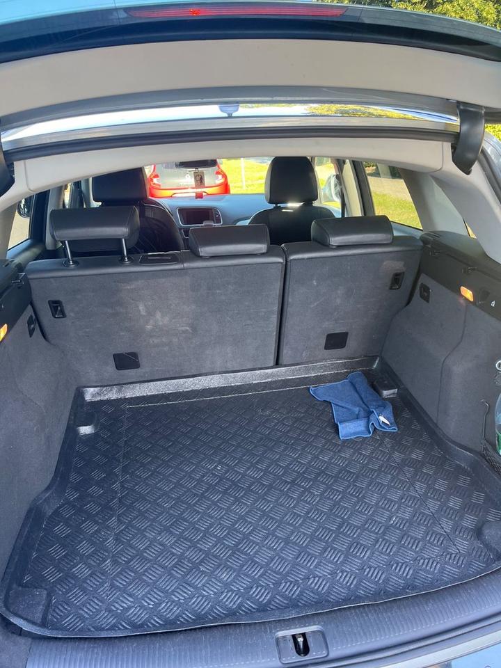 Audi Q5 2011 — photo 11