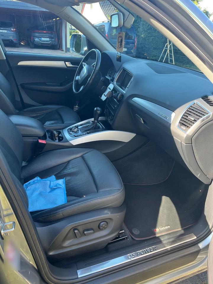 Audi Q5 2011 — engine