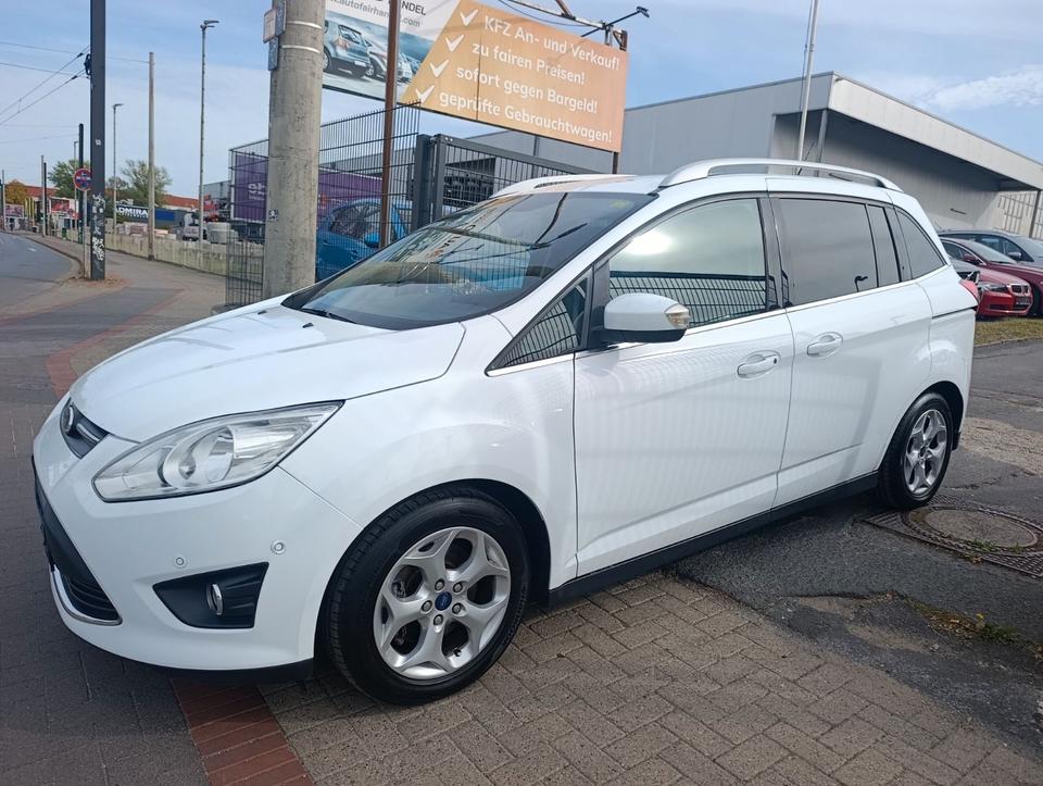 Ford Grand C-Max 2012 — rear view