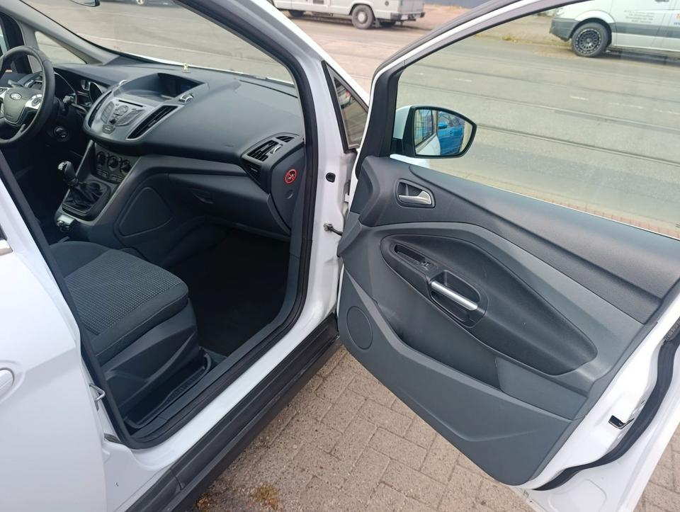 Ford Grand C-Max 2012 — photo 33