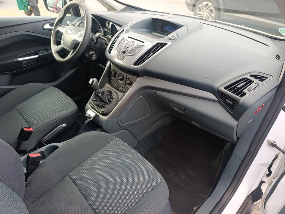 Ford Grand C-Max 2012 — photo 35