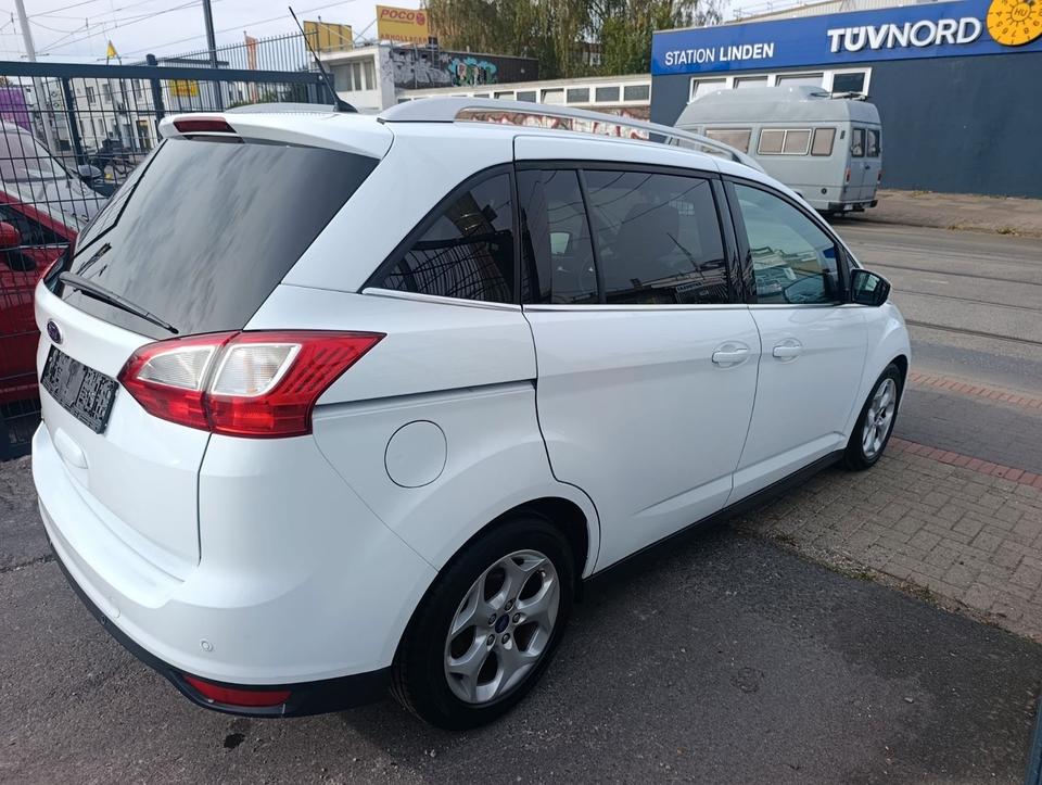 Ford Grand C-Max 2012 — photo 7