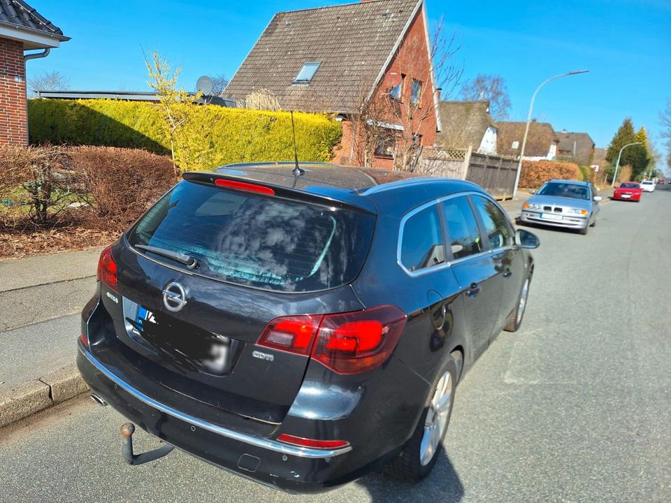 Opel Astra 2013 — engine