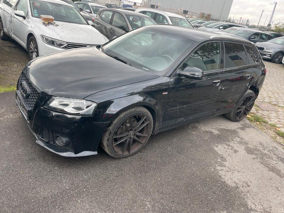 Audi A3 2013 — вигляд ззаду