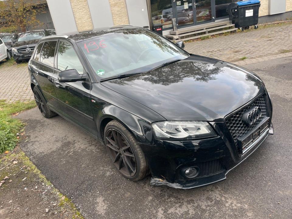 Audi A3 2013 — салон
