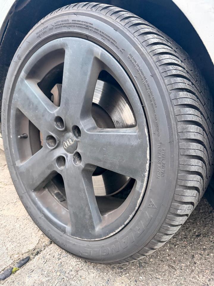 Audi A6 2006 — photo 12
