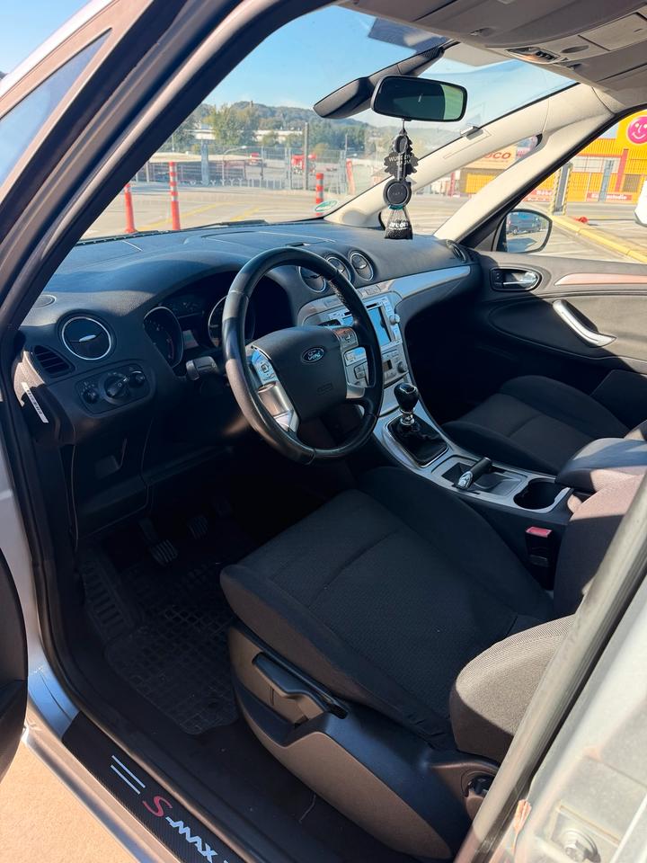 Ford S-Max 2006 — interior