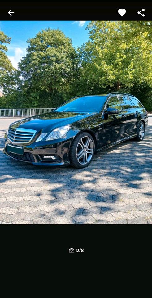 Mercedes Benz E 220 2010 — rear view