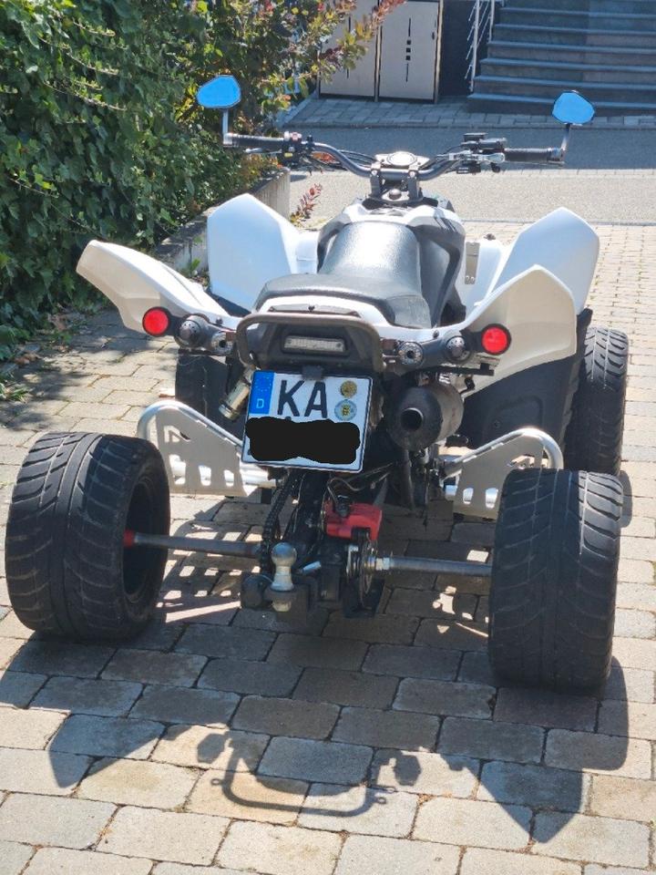 Weitere Motorräder Adly 500 SM – 50 PS – gepflegt – Großer Service 2014 — interior