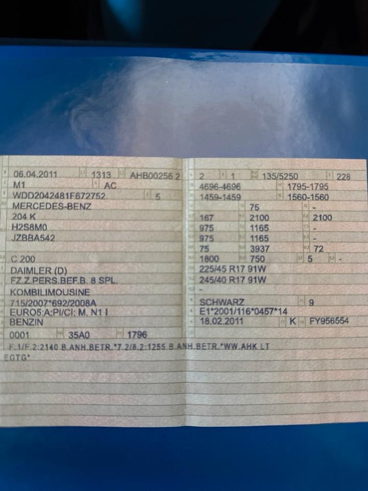 Mercedes Benz C 200 2011 — photo 17