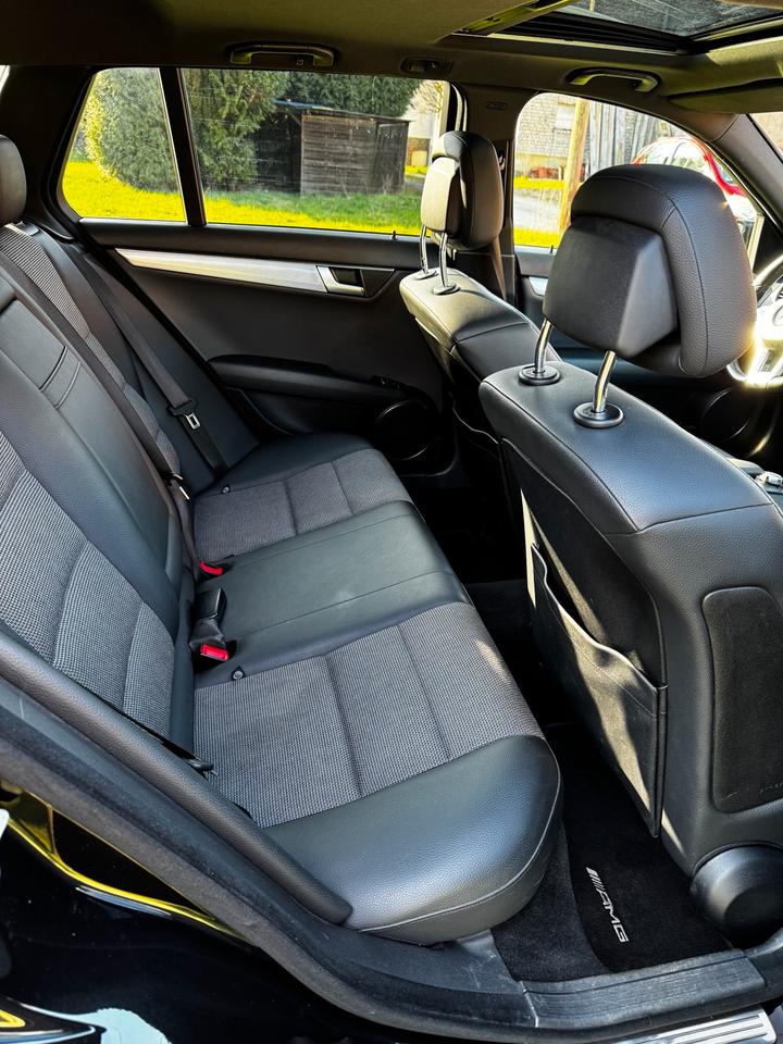 Mercedes Benz C 200 2011 — photo 7